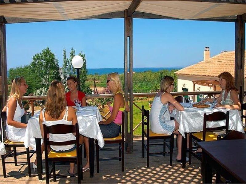 Adelais Hotel Tavronitis Exterior foto