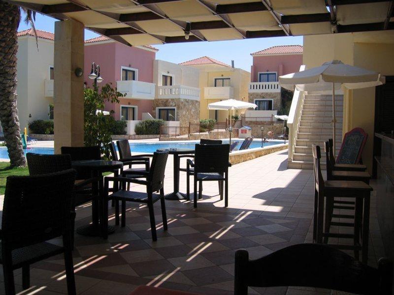 Adelais Hotel Tavronitis Exterior foto